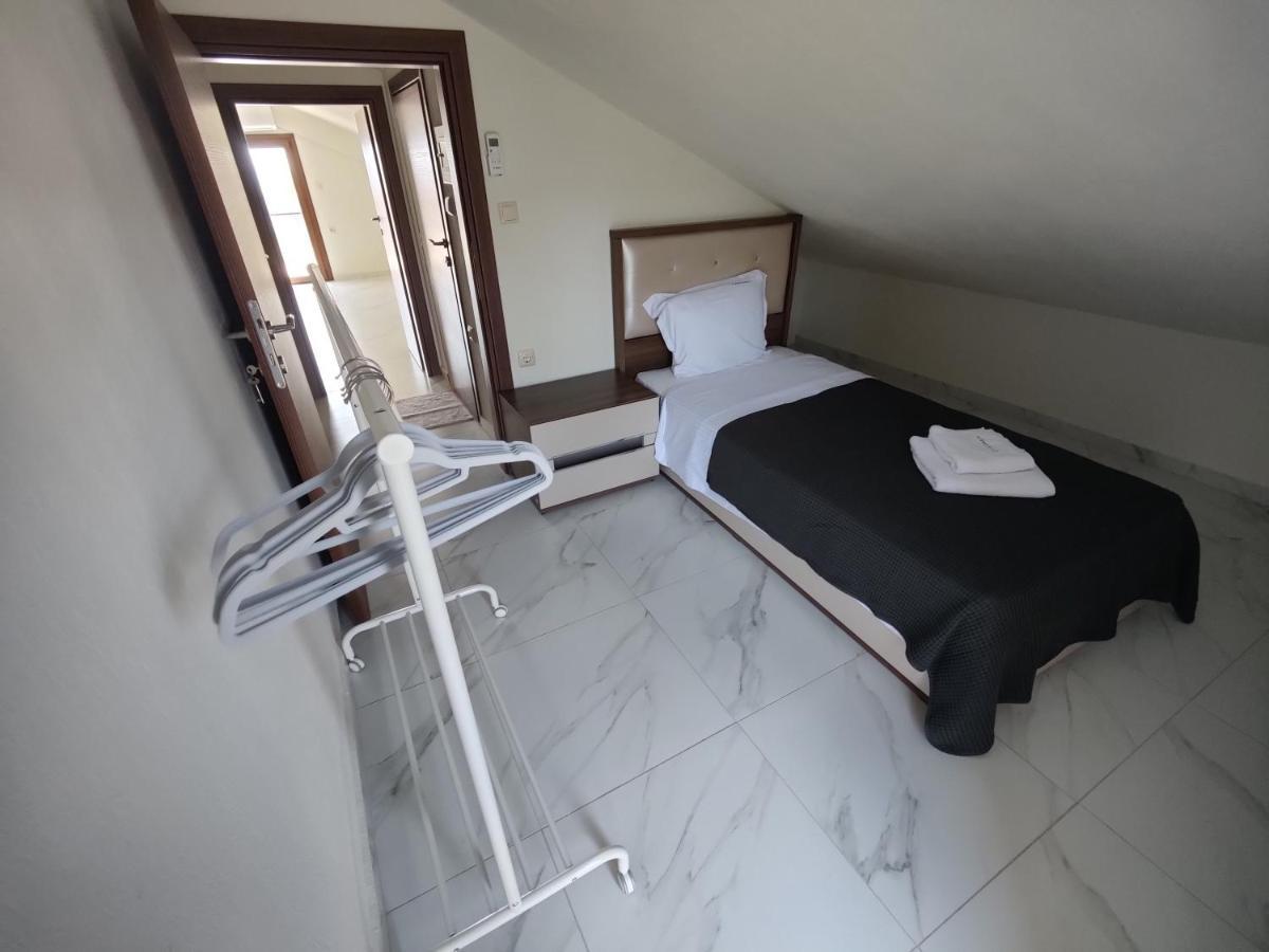 Villa Cassiopeia Nikiti  Esterno foto