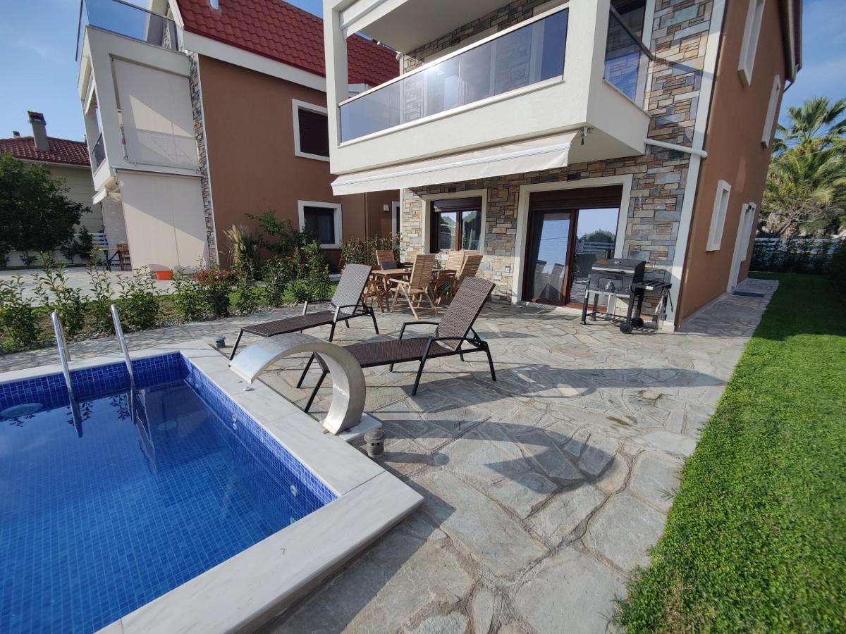 Villa Cassiopeia Nikiti  Esterno foto